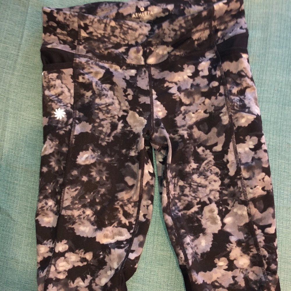 Athleta Crop